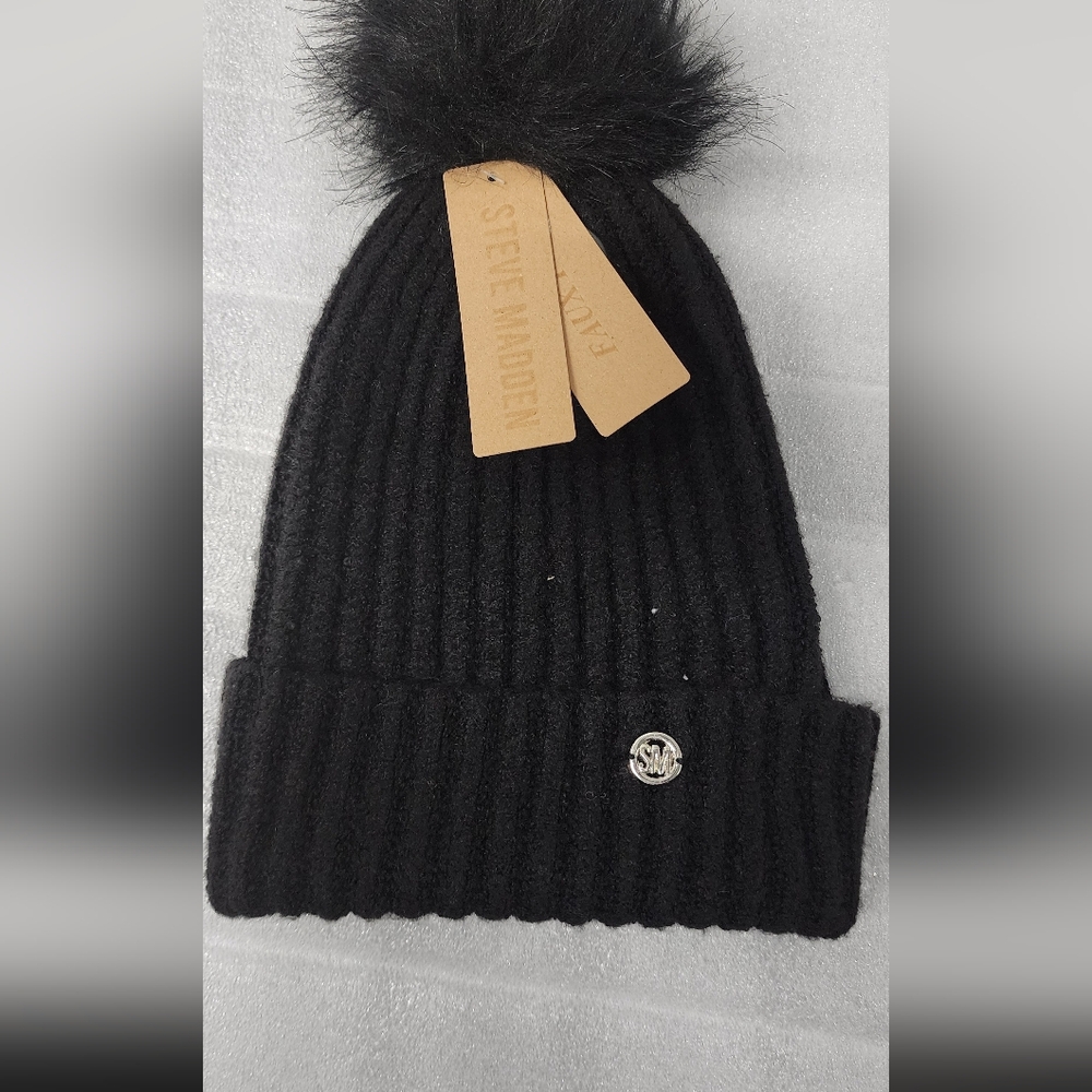 Steve Madden Black Faux Fur pom pom Beanie